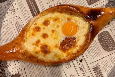 Хачапури по-аджарски