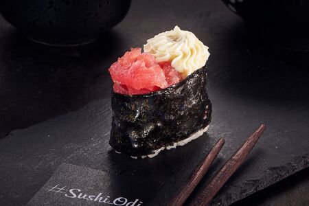 Гункан Тунец крем