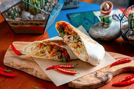 Буррито с курицей