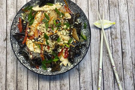 Салат Хунжи чикен