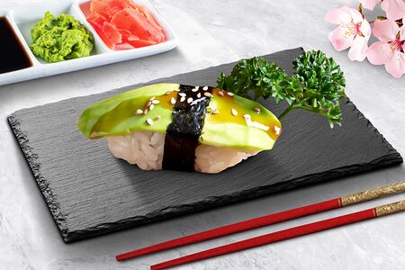 Нигири с авокадо