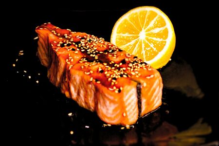 Стейк из лосося