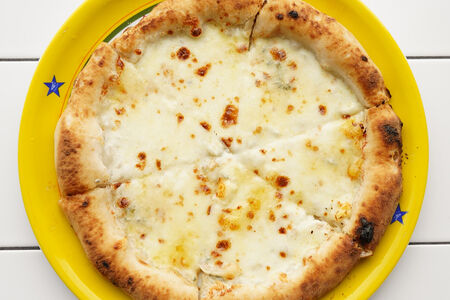 Пицца Четыре сыра