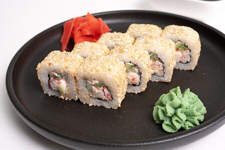 Ролл со снежным крабом