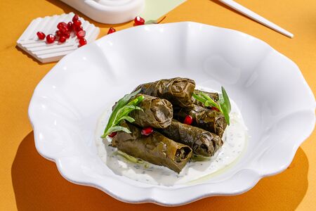 Долма с бараниной 