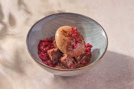 Шоколадный с муссом