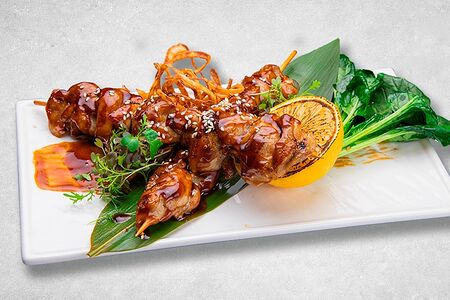 Шашлычки из курицы с соусом якитори