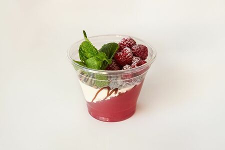 Панакота ягодная