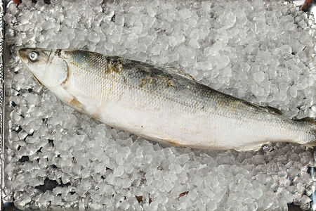 Свежемороженый омуль, тушка