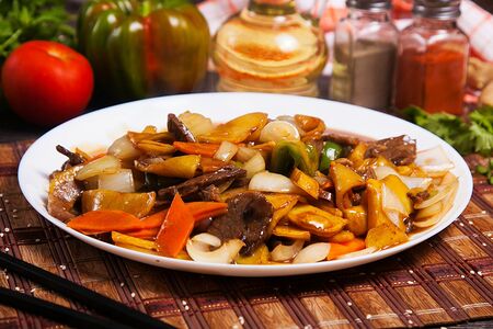 Говядина, тушёная с картофелем