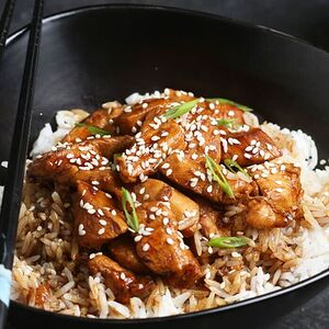 Հավի միս սոուսում