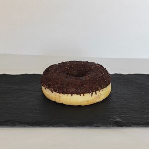 Донатс с шоколадной начинкой