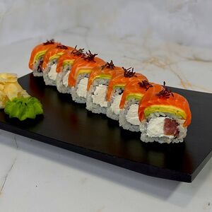 Филадельфия с тунцом и авокадо