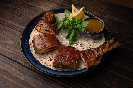 Форель янтарная горячего копчения