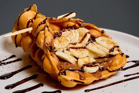 Гонконгская вафля Нутелла с бананом