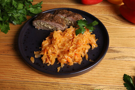 Капуста тушеная