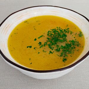 Куриный суп с лапшой