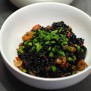 Чёрный с креветками