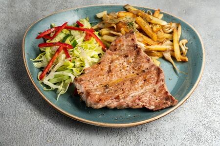 Свинина на мангале