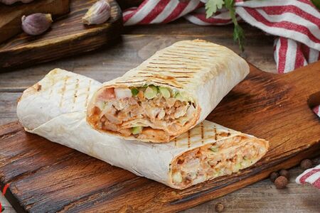 Шаурма с сыром и соусом тартар