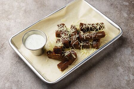 Гренки чесночные