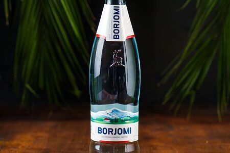 Боржоми в стекле