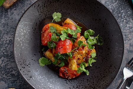 Салат из запеченных баклажанов