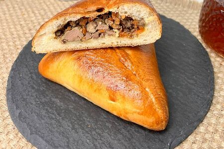 Пирожок с печенью