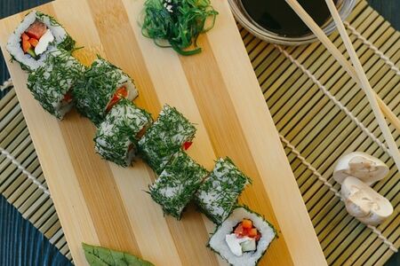 Ролл Ясай Маки