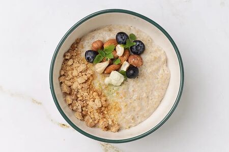 Овсяная каша на безлактозном молоке