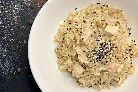 Жареный рис с цыпленком