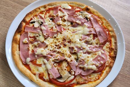 Пицца Ветчина и грибы