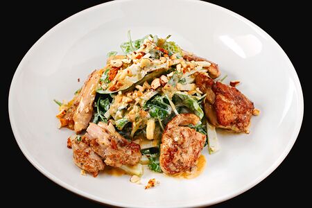 Салат с цыплёнком тандури