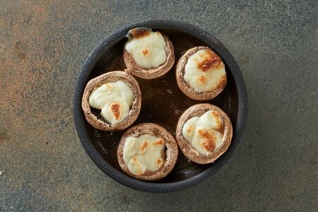 Грибы с сулугуни