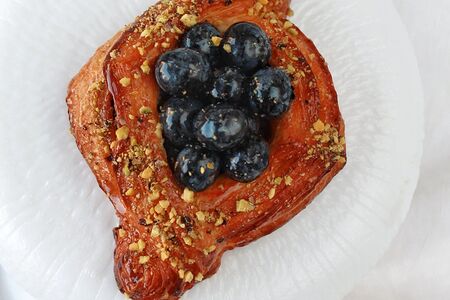 Даниш с голубикой