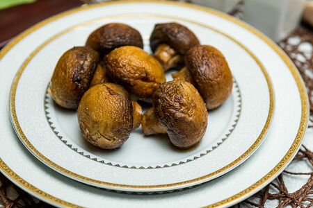 Шампиньоны на углях