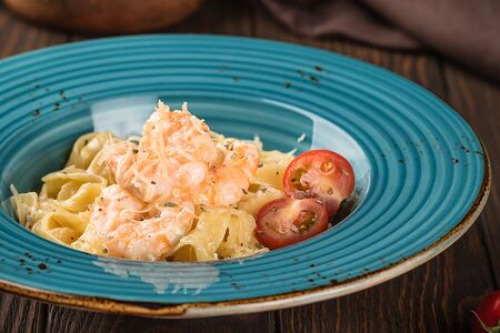 Феттуччине с креветкой 