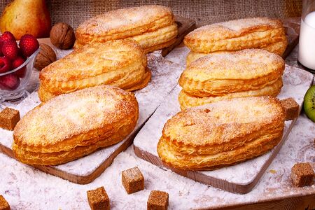 Язычки слоеные с сахаром