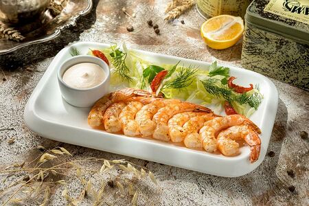 Тигровые креветки, обжаренные в хоспере с соусом