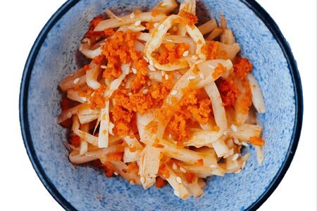 Бамбук маринованный с арахисом чили