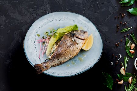 Сибас и дорадо на гриле с муссом тартар