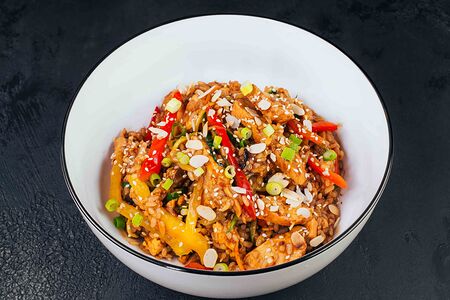 Сычуаньский рис с курицей