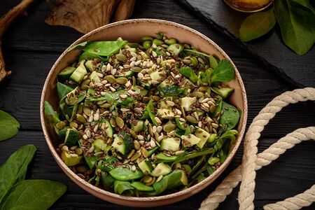 Зелёный салат