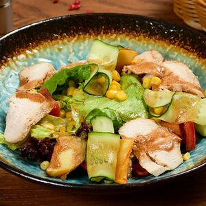 Фреш-салат чикен 