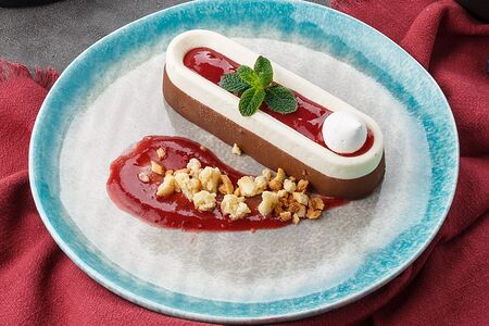 Чизкейк с малиной