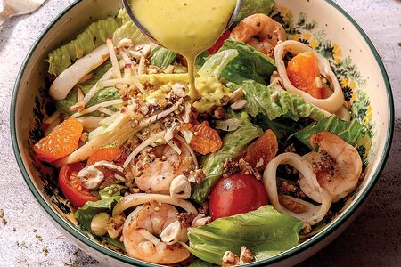 Вальдорфский салат с креветками