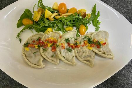 Вареники с картофелем и грибами по-украински