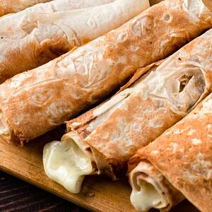 Сулугуни в лаваше