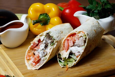 Шаурма с томленной говядиной в афганском казане