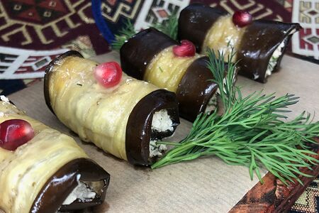 Рулетики из баклажанов